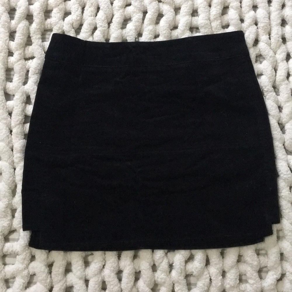 Black skirt